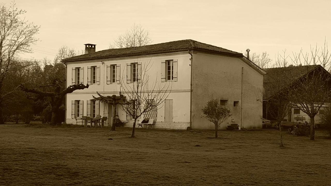 LouchatsChez Alexandra住宿加早餐旅馆 外观 照片