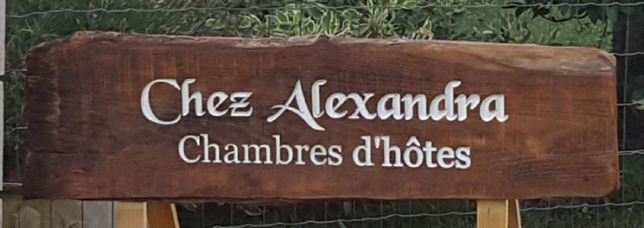 LouchatsChez Alexandra住宿加早餐旅馆 外观 照片